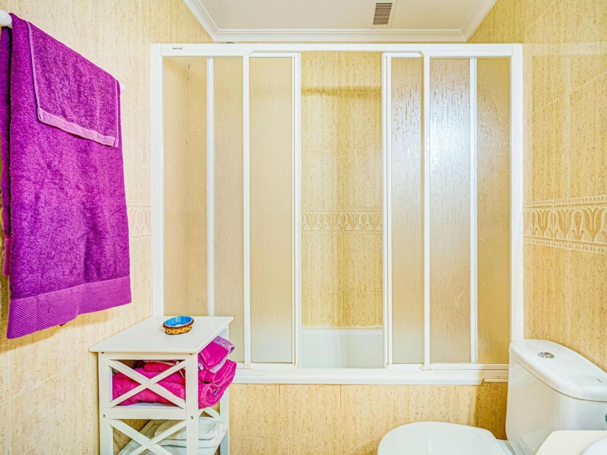 Belvilla By Oyo Lovely Bungalow With Swimming Pool Оріуела Номер фото