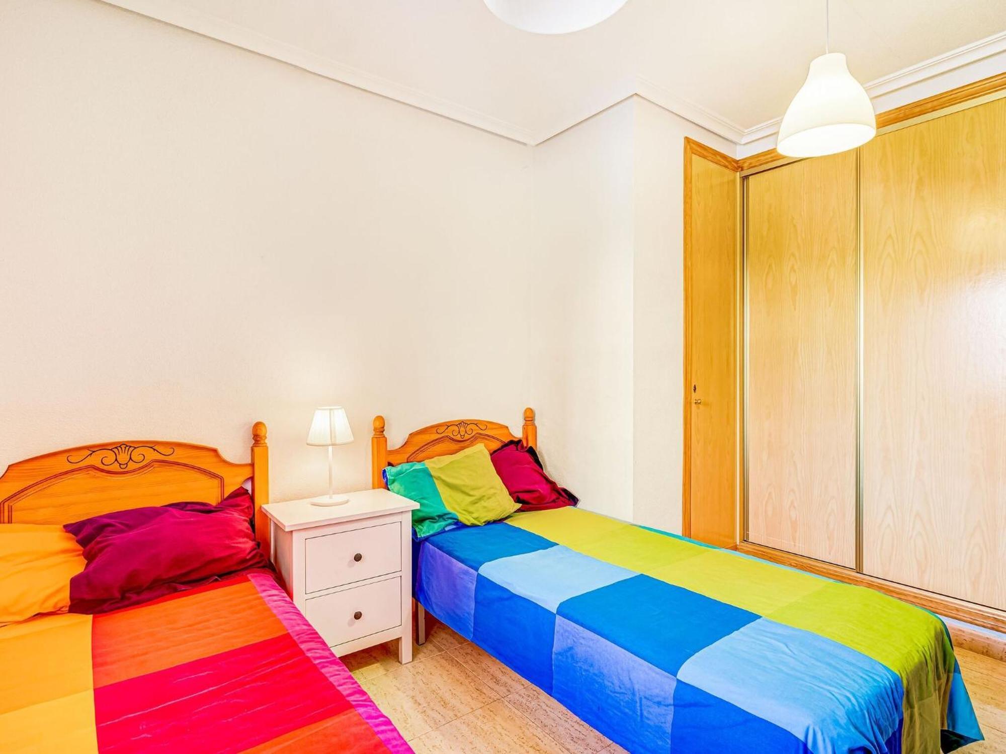 Belvilla By Oyo Lovely Bungalow With Swimming Pool Оріуела Екстер'єр фото